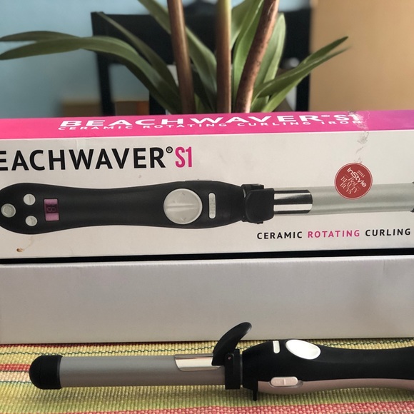 beachwaver Other - BEACHWAVER S1 Ceramic Rotating Curling Iron